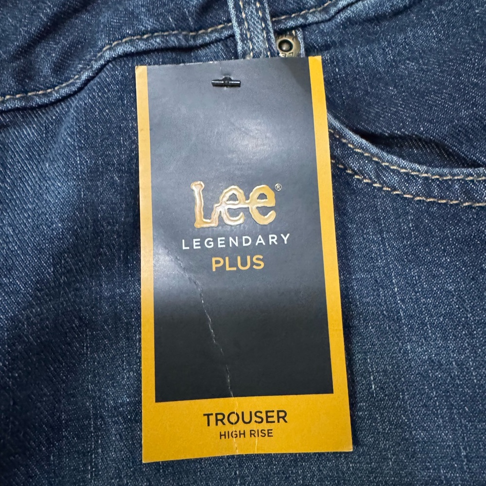 Lee Women's High Rise, Wide Leg, Trouser - Picture 4 of 6